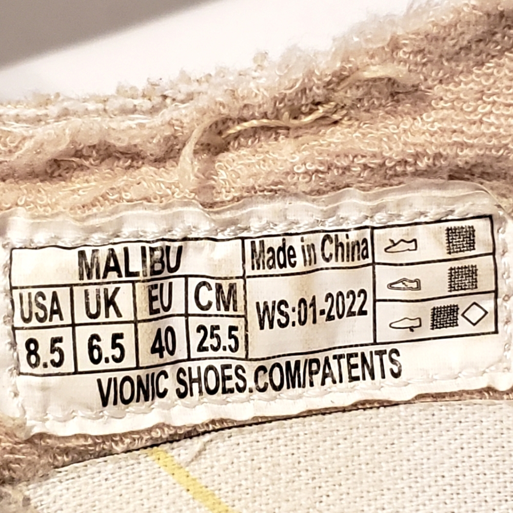 Vionic Beach Malibu Tan Terry Cloth Slip-on Beach Shoes Size: 8.5 - Picture 11 of 12